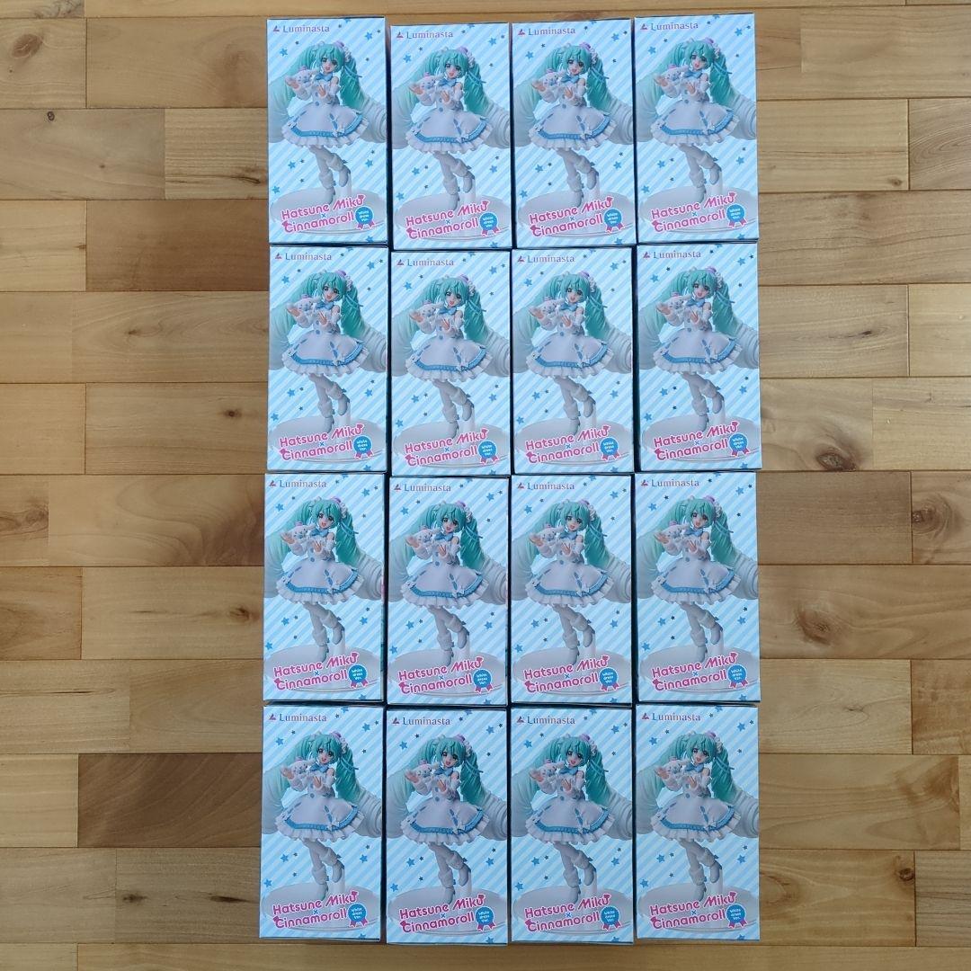初音ミク　フィギュア　39個セット　猫耳Tシャツ・シナモロール　など