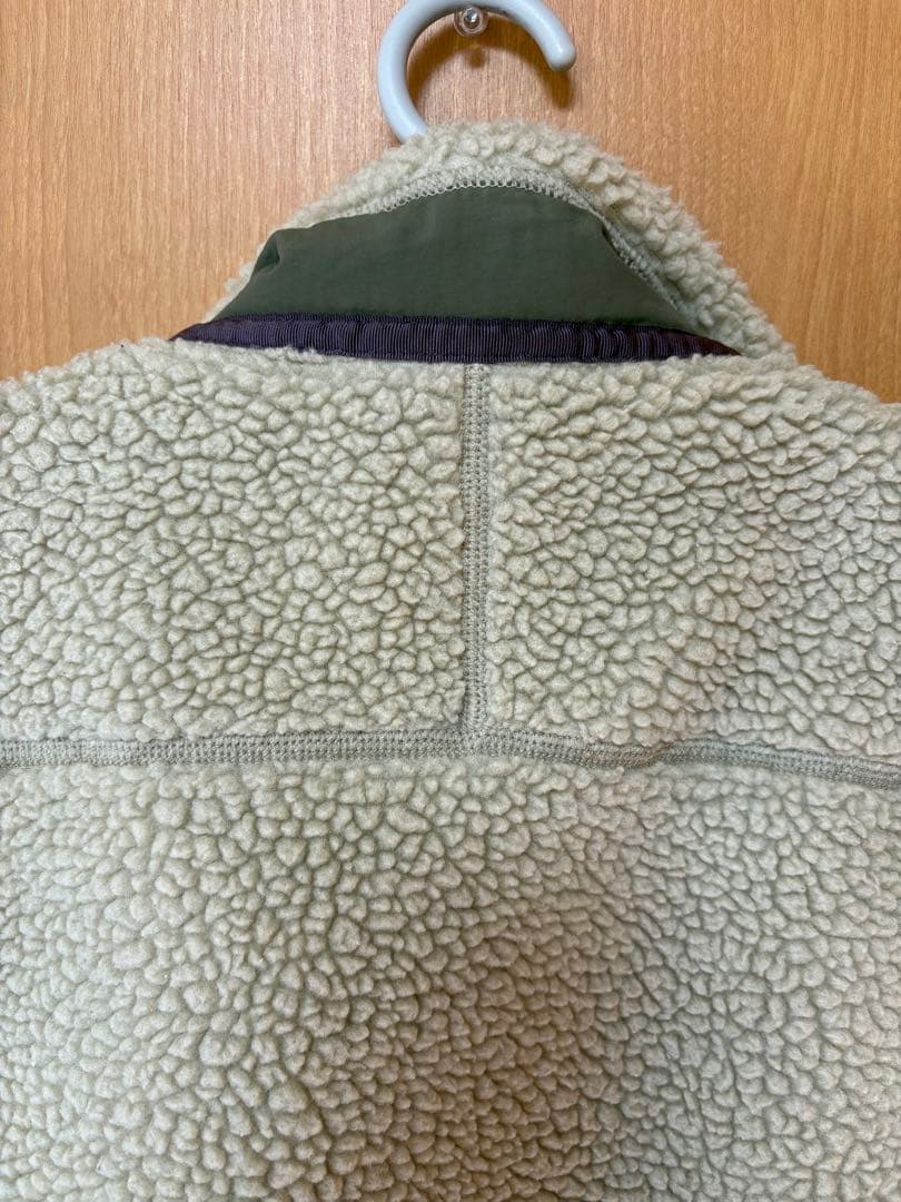patagonia フリースベスト Sサイズ ベージュ/カーキ　美品