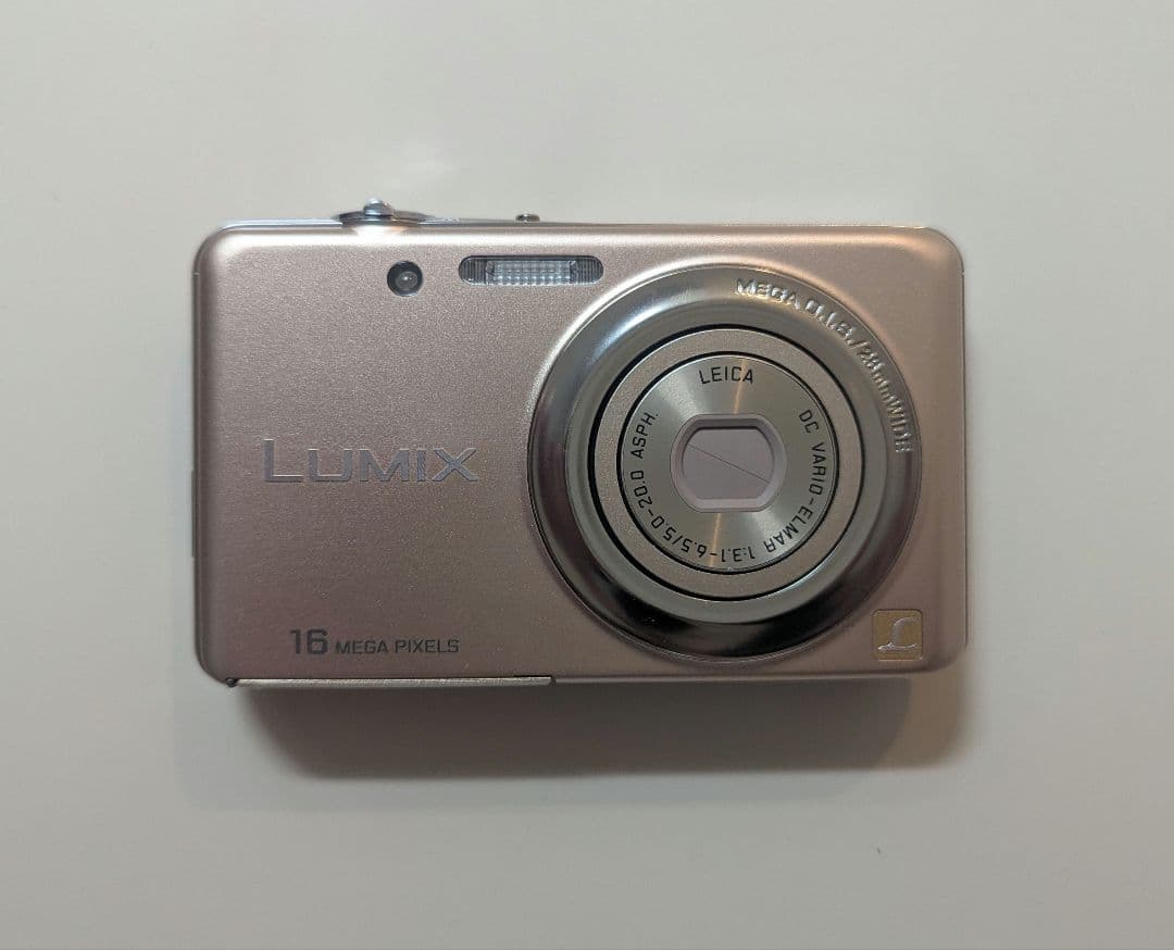 【美品】Panasonic 　LUMIX DMC-FH7　動作確認済