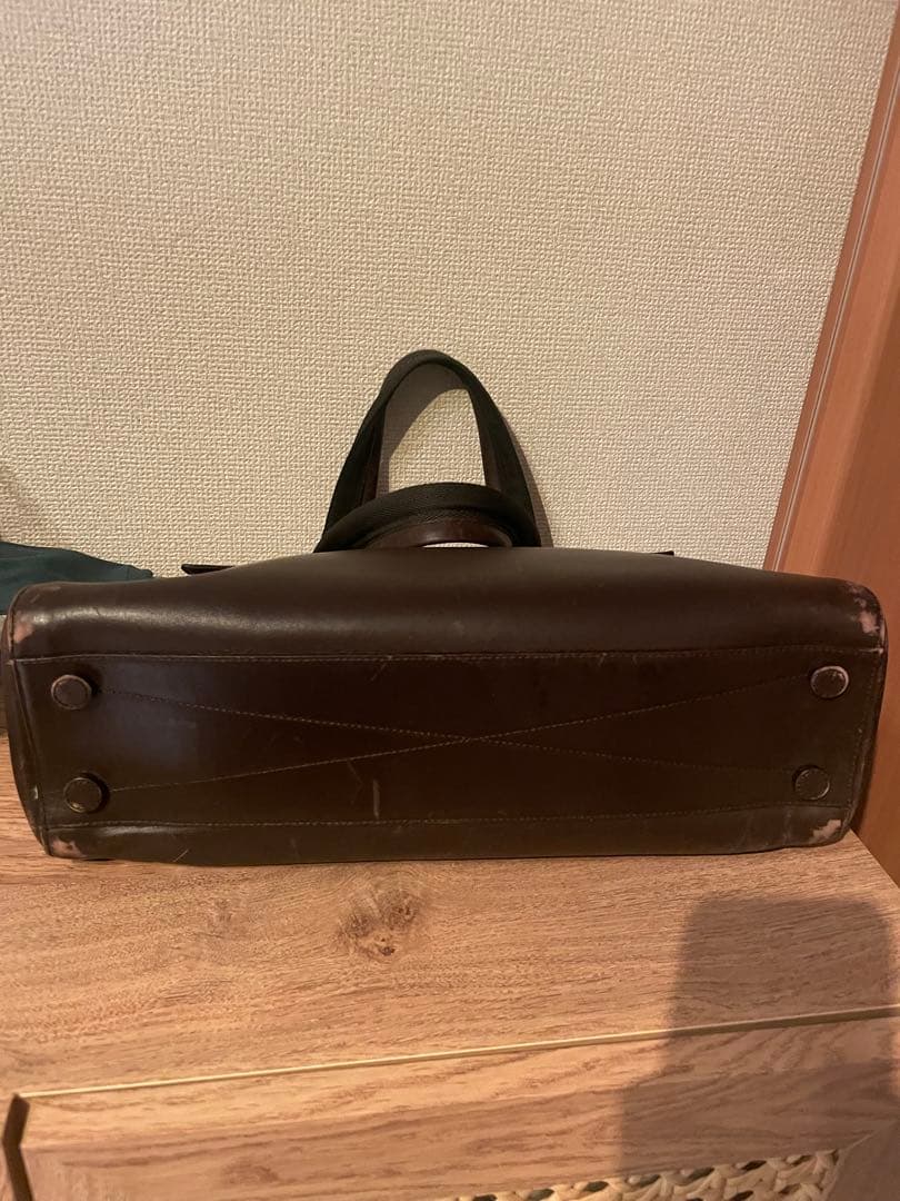 PRADA(プラダ)ダークブラウンレザートートバッグ