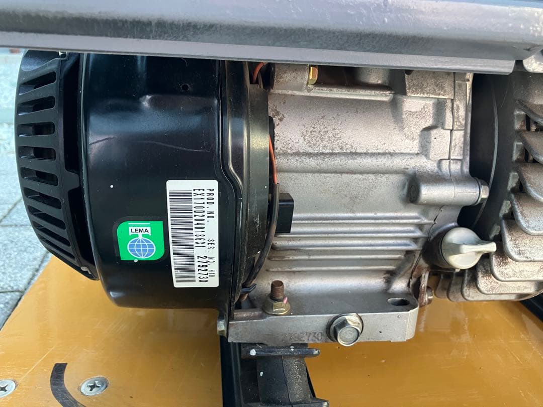 シンダイワ　発電機