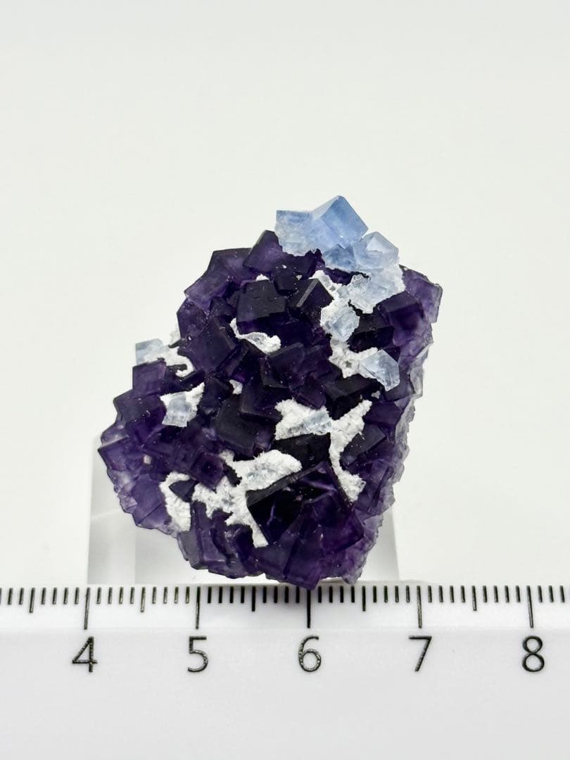 パープル　ブルーフローライト　浙江省産　蛍石　原石　鉱物標本　天然石
