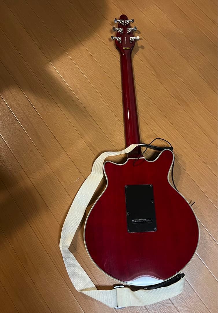 Brian May Signature Guitar レッド