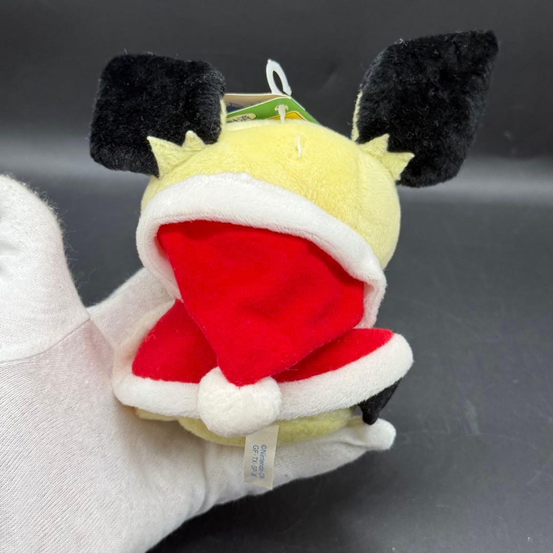TOMY ポケモンクリスマス　ぬいぐるみ 2001 サンタ　ピチュー