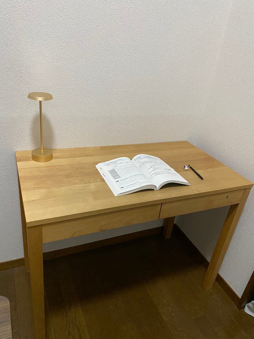 木製シンプルデザインテーブル 引き出し付き