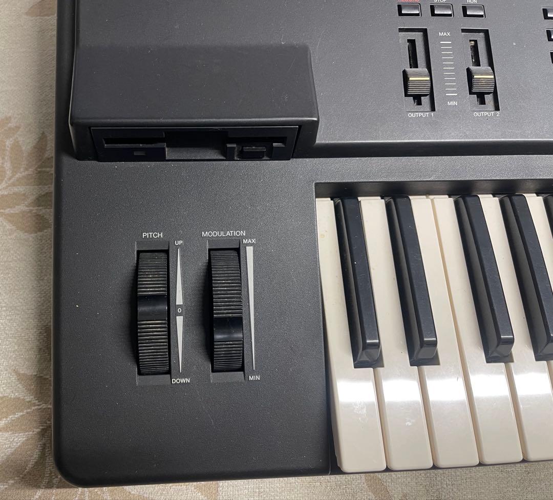 ヤマハ YAMAHA シンセサイザー SY85 日本製