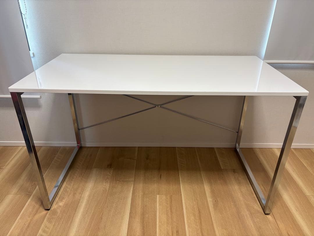 サンワダイレクト パソコンデスクW120×D60×H70cm・鏡面仕上げ