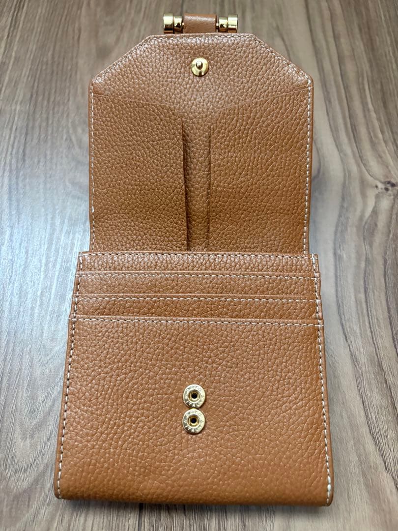 アタオ　RoToLo 二つ折り財布