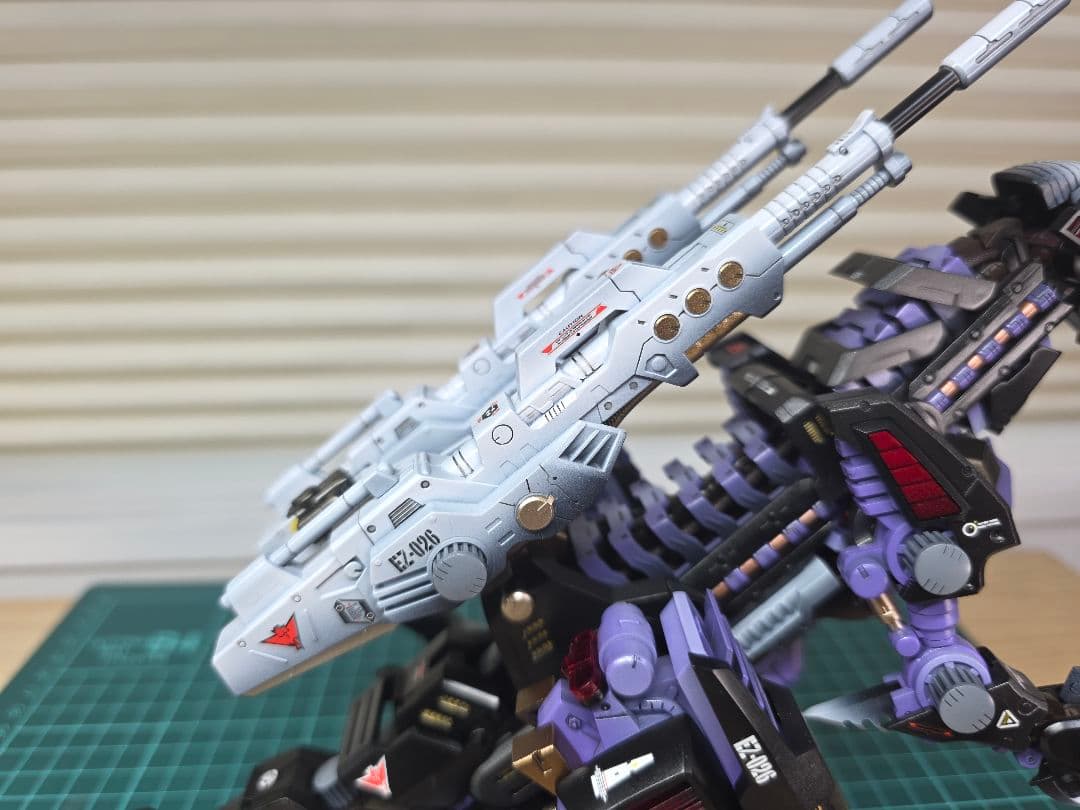 ゾイドHMMジェノザウラー全塗装