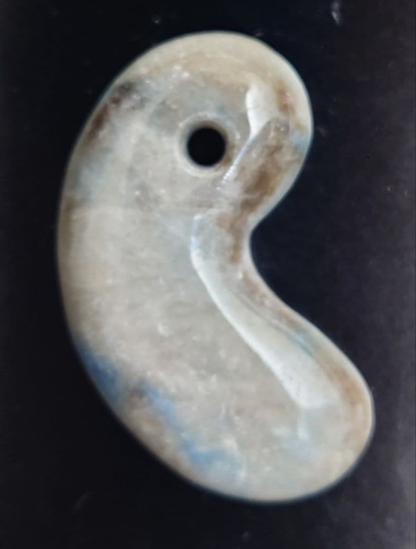 糸魚川翡翠　入りコン沢