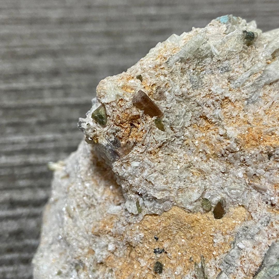 18cm ウォーターメロン　トルマリン　レピドライト　ブラジル　鉱物標本