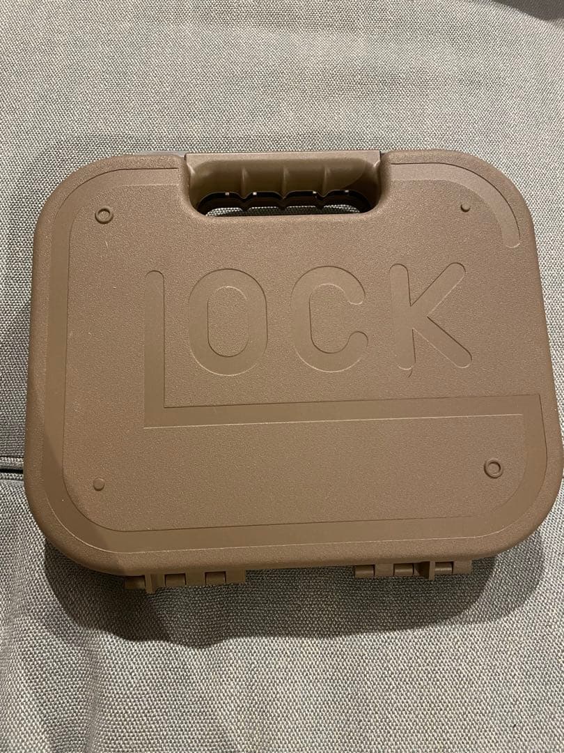 GLOCK 17 エアソフトガン ケース付き