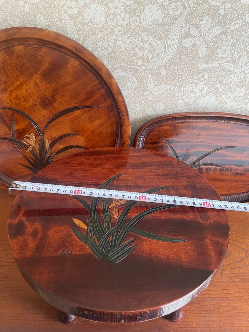 香川漆器 讃岐彫　花模様　飾り台　テーブル　机　卓上　台座　仙　漆　木工品　彫刻