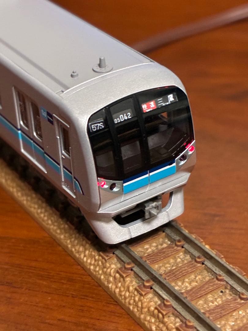 m*u様 東京メトロ東西線05系10両　グリーンマックス　ライト点灯動力動作確認