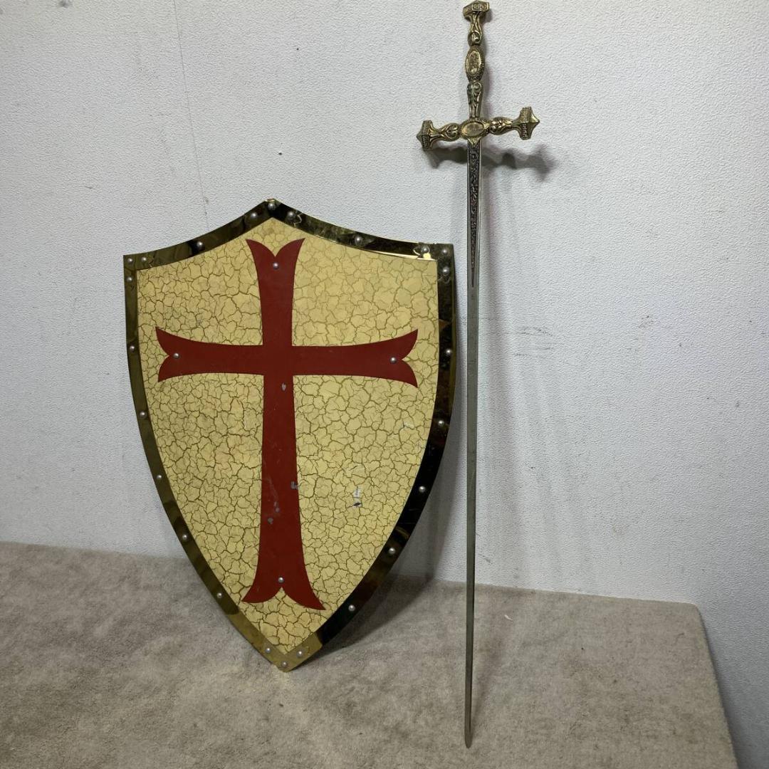 中世　盾　剣　刀　セット　十字軍　スパルタ　　武具　XZ4257