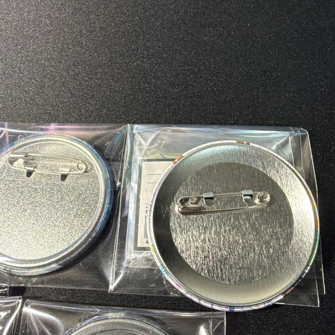 文豪ストレイドッグス 太宰治 AGF2019 15歳 ホログラム缶バッジ等5点