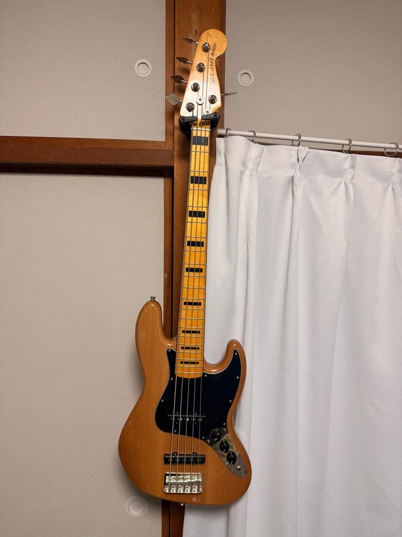 ベース Classic Vibe '70s Jazz Bass V