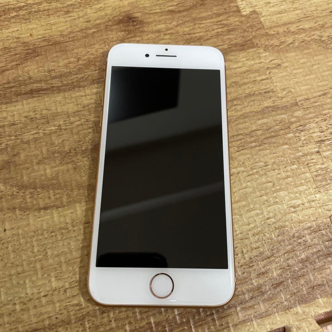 iPhone 8 64GB ゴールド 本体のみ