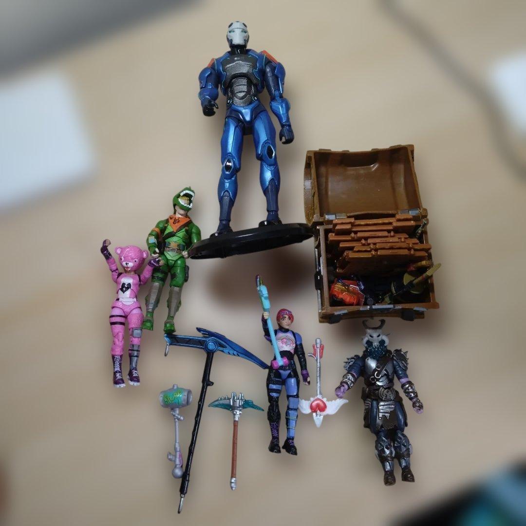 【早い者勝ち】フォートナイト フィギュアセット