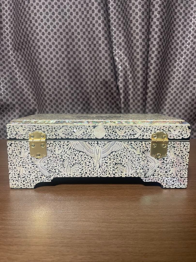 ぽ*た様 らでん　螺鈿細工 小物入れ アクセサリーケース　鏡付き