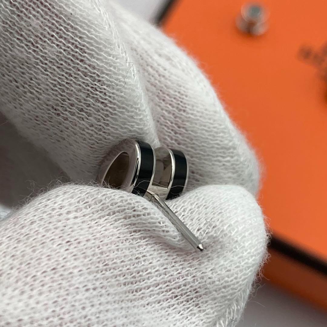 ！新品！　エルメス　保管品　ポップアッシュ　シルバー　ブラック