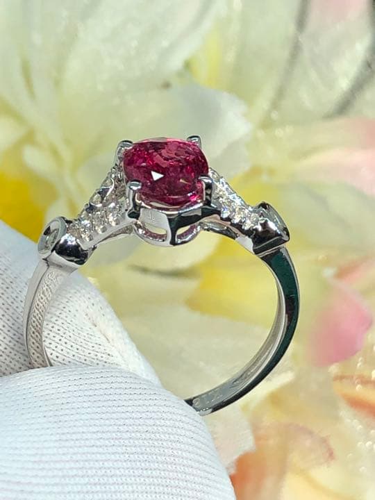 希少　非加熱　ルビー　ピジョンブランド系　ダイヤモンドk18wgリング