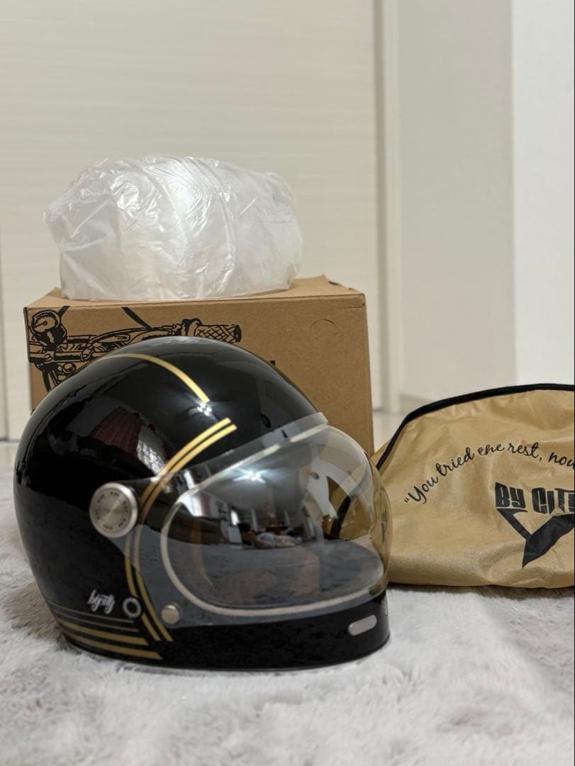 by City フルフェイスヘルメット ブラック/ゴールド ロードスターII
