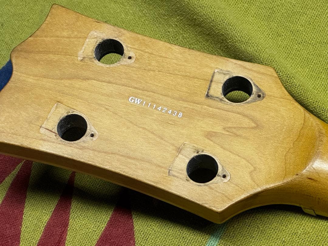 ジャンク品　Grass Roots ベース