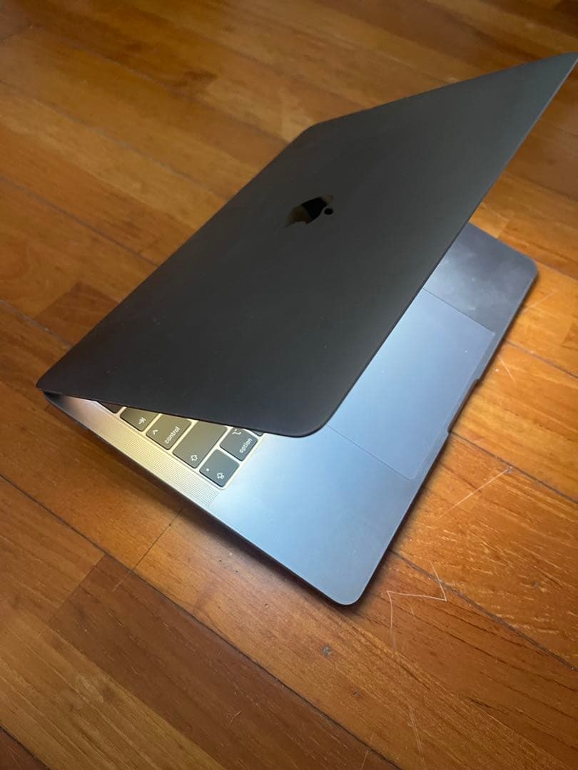 Apple MacBook Pro 13インチ 2019年モデル
