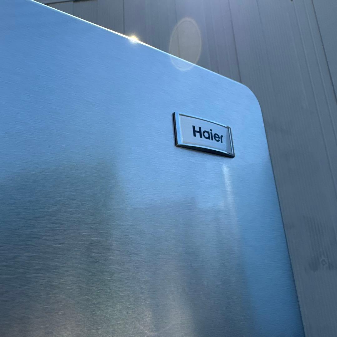 美品 Haier 2023年製 冷蔵庫 人気アーバンカフェシリーズ 148L