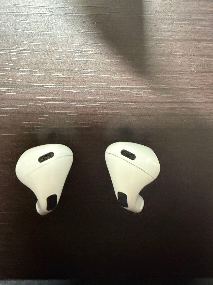 AirPods Pro (第2世代) 本体　Lightning版