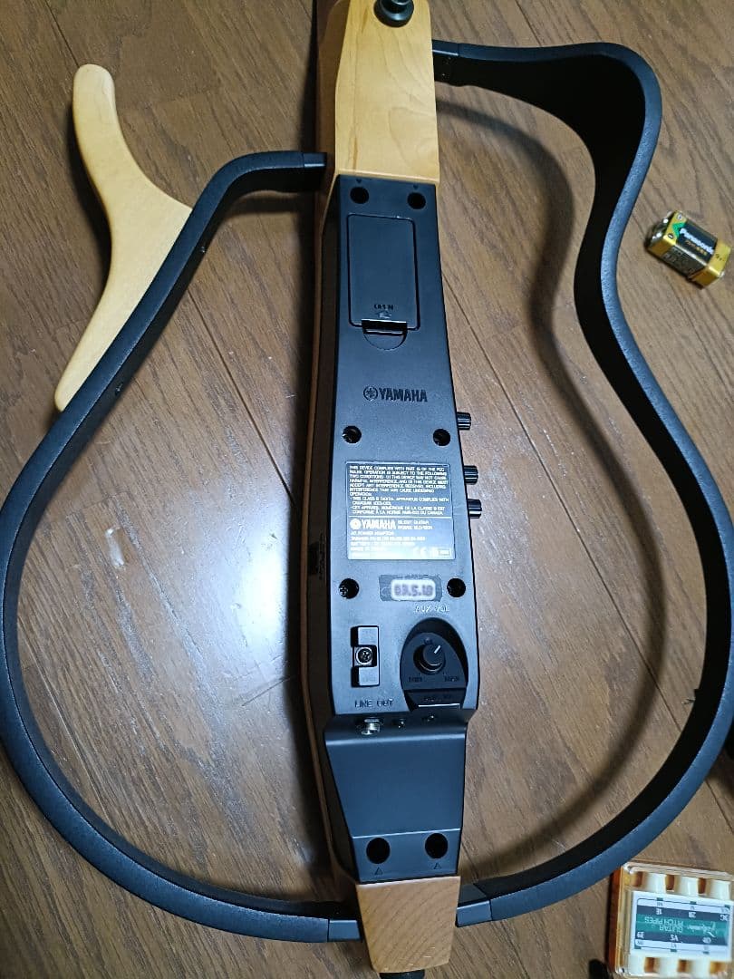 サイレントギター　SLG-100N