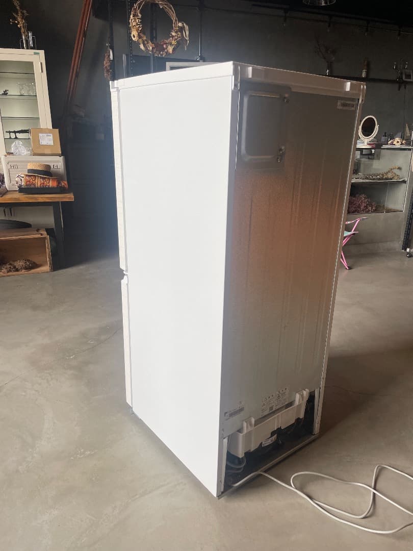 【美品】シャープ　SJ-D15G-W 2021年製　ホワイト