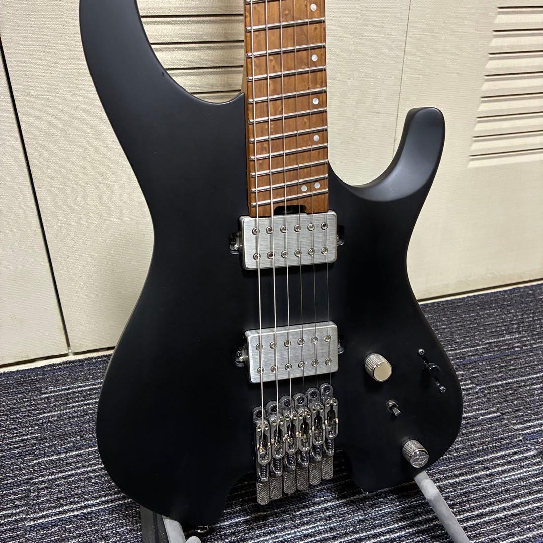 Ibanez QX52-BKF ヘッドレス エレキギター