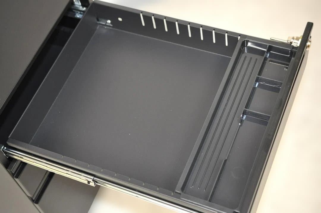 デスクワゴン 3段 シリンダー錠 鍵付き HK187①