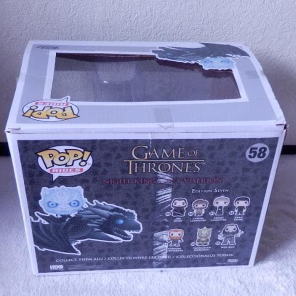 ★日本未発売❤️FUNKOPOP❤️暗闇発光verナイトキング乗馬ドラゴン限定版