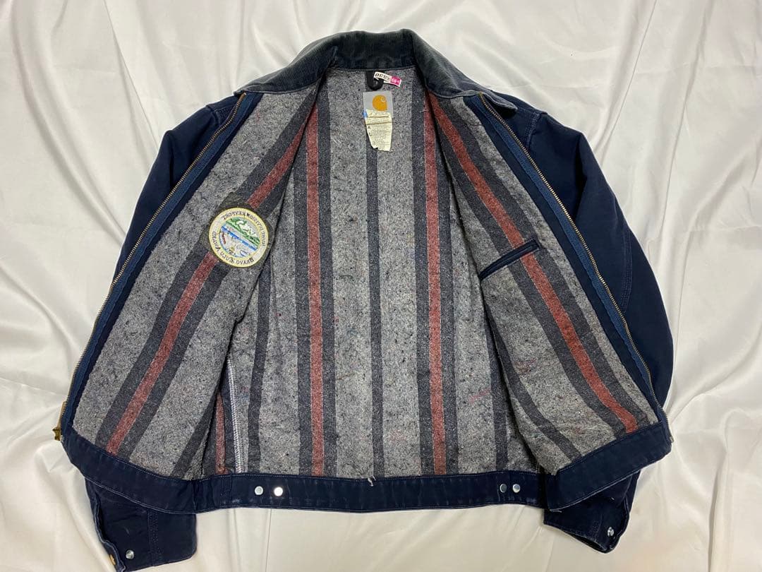 カーハートデトロイトジャケット