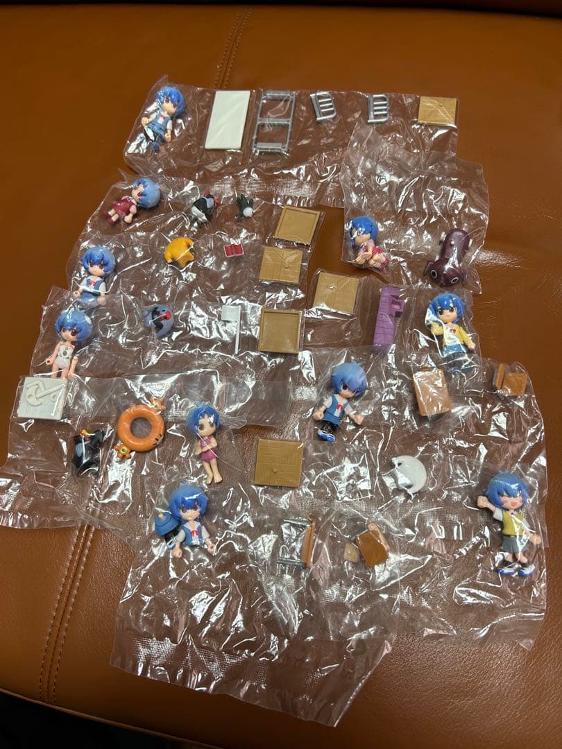 新品未開封 エヴァンゲリオン ぷちえゔぁ 25個 綾波レイ アスカ 加持リョウジ