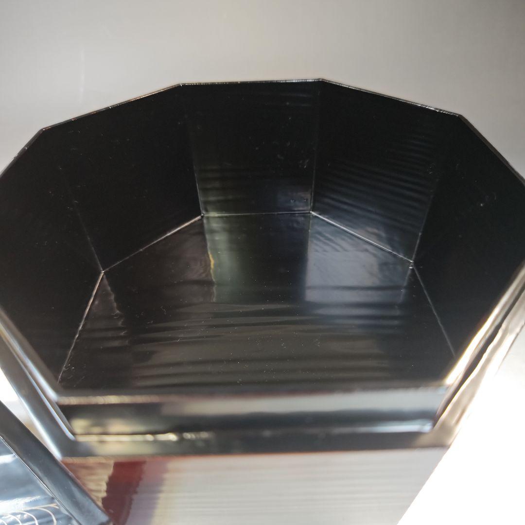 イ853 食籠『葵春作』『溜一閑塗八角　喰篭　共箱』菓子器　茶道具　漆塗