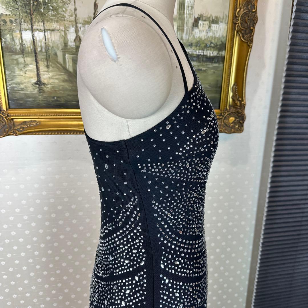 ブラック ストーン装飾 タイトフィットドレス