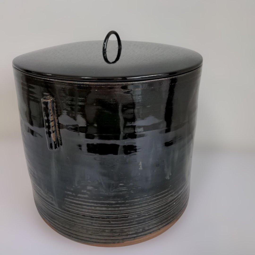 【美品】高取焼　14代 亀井味楽作　管耳つき水差し　共箱　茶道具