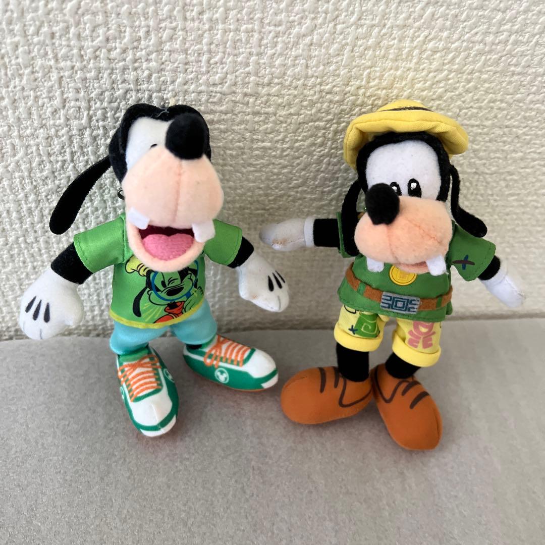 グーフィーぬいぐるみバッジ　マックスぬいぐるみバッジ2体　　　　まとめ売り