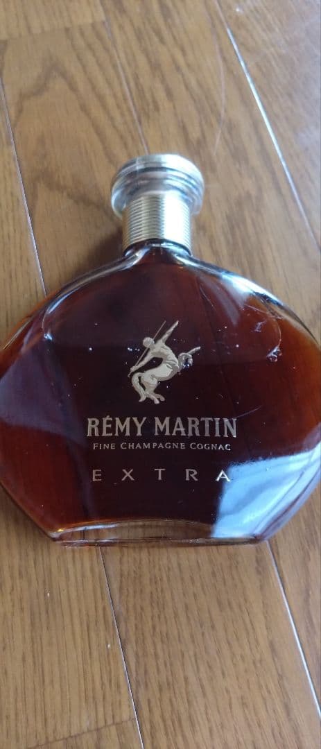 REMY MARTIN EXTRA 35cl 40%　ブランデー　レミーマルタン