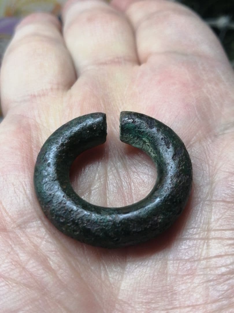 ★【古墳期】『高麗青銅耳環』　　二対。本物　古墳よりの発掘品です。