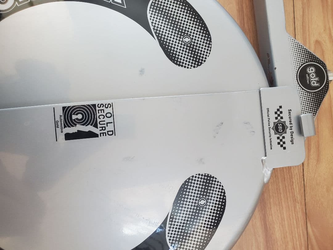 disklok ステアリングロック シルバー(Mサイズ)