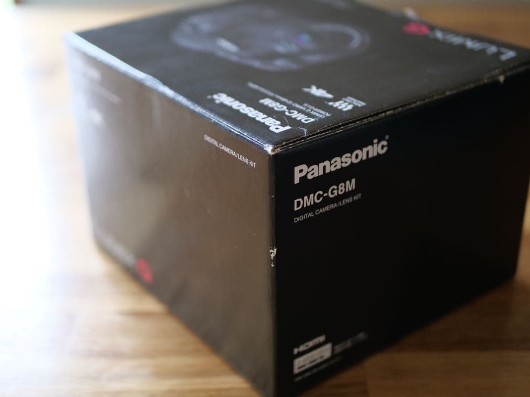 DMC-G8 Lumixミラーレス一眼カメラ 新品バッテリー付