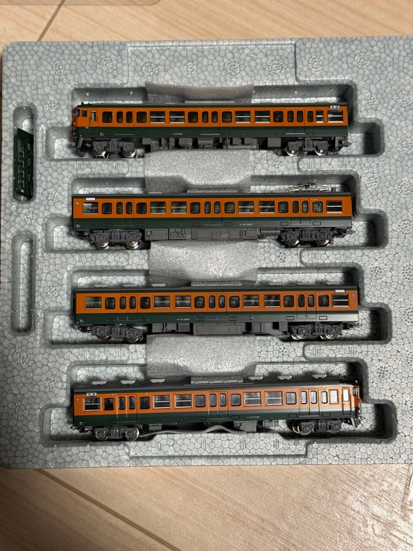 KATO 113系2000番台 湘南色(JR東海・T編成) 4両セット