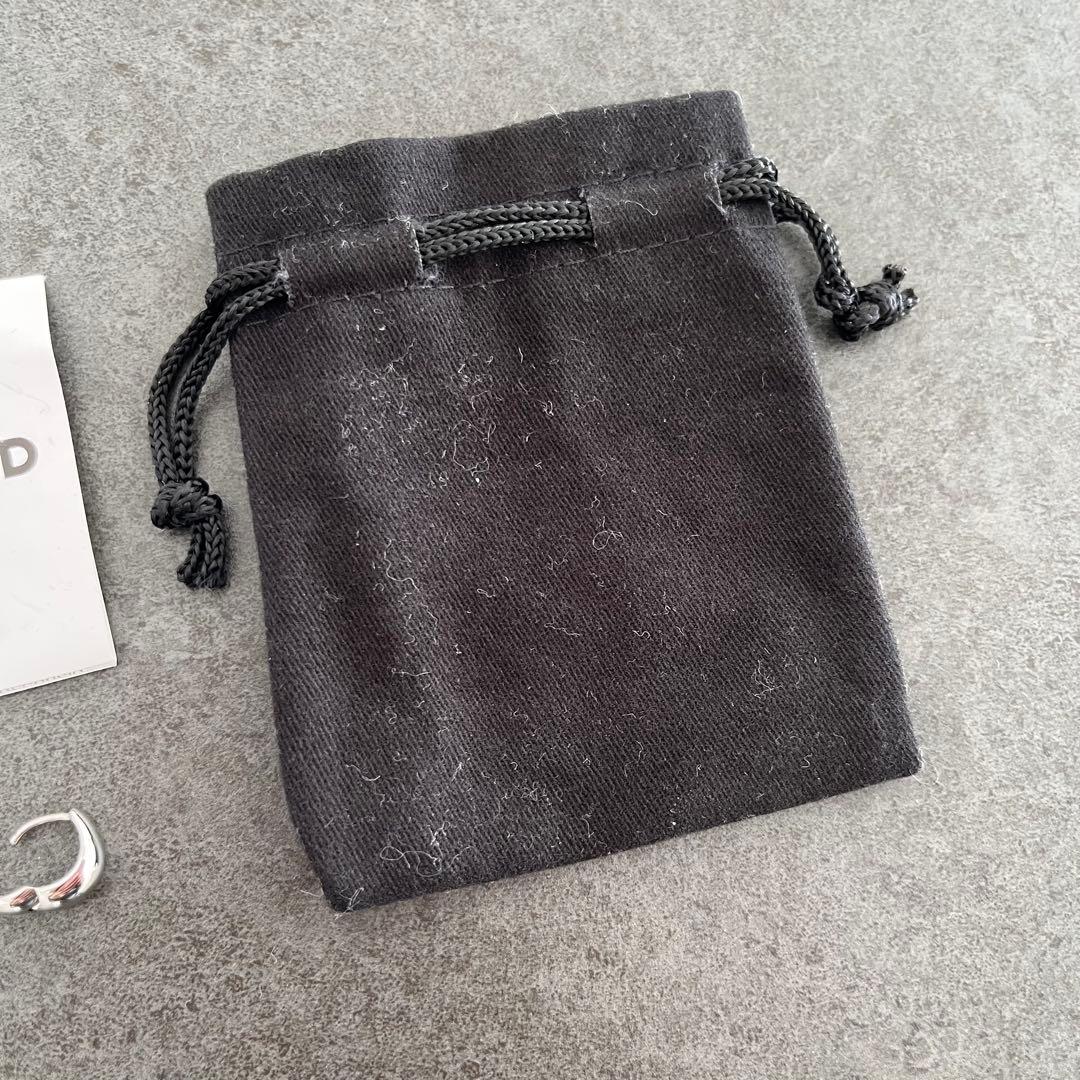 TOM WOOD Ice Huggie シルバーピアス