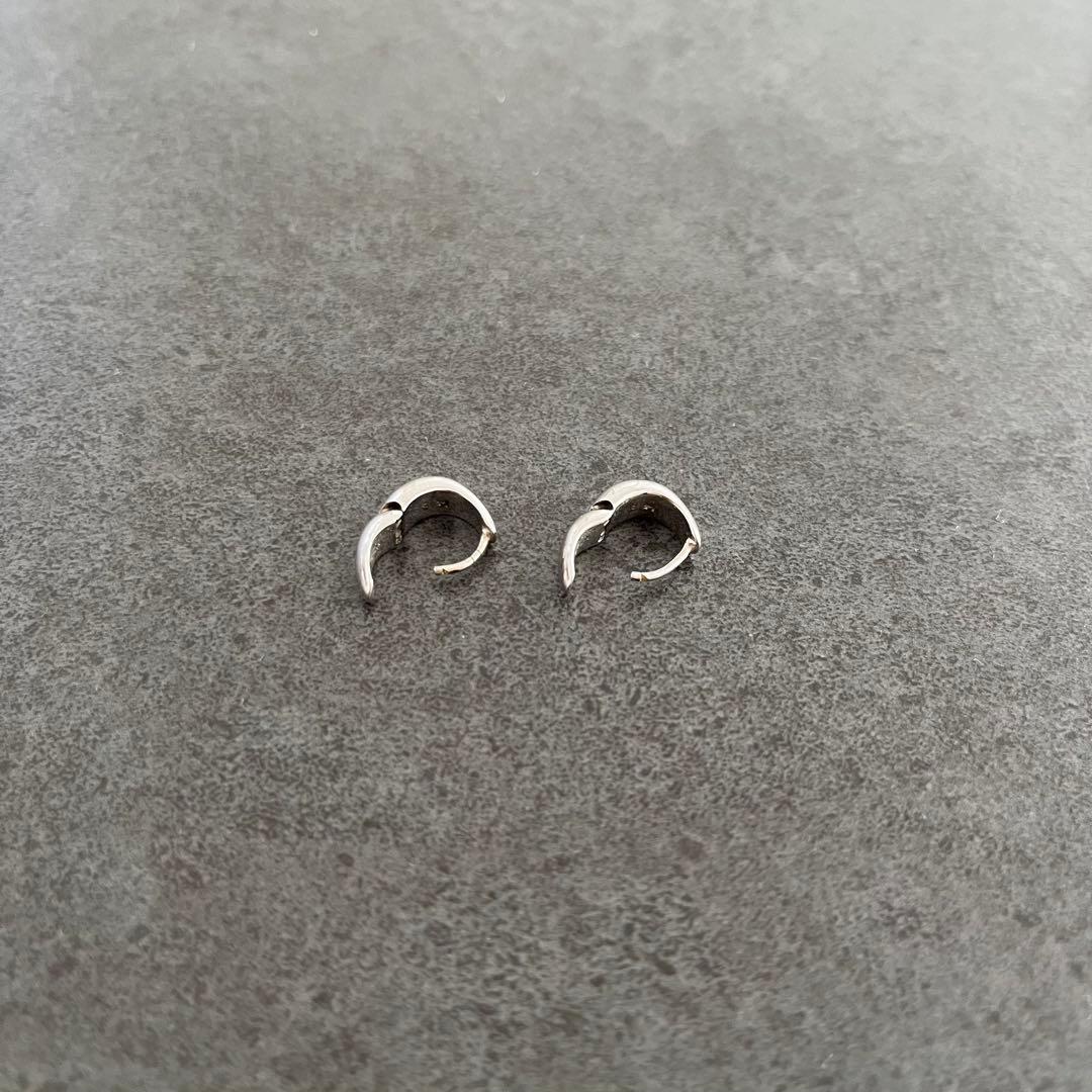 TOM WOOD Ice Huggie シルバーピアス