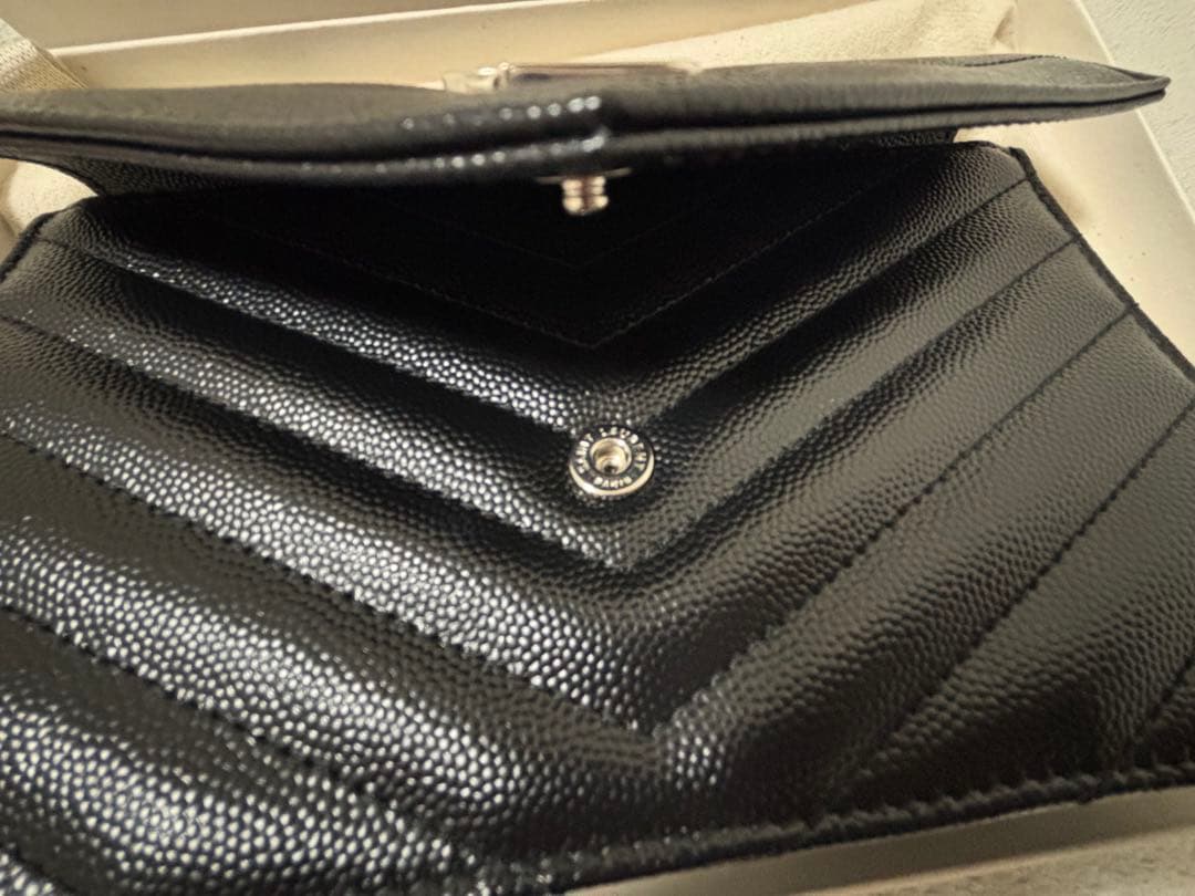 サンローラン YSL チェーンウォレット ブラック　シルバー